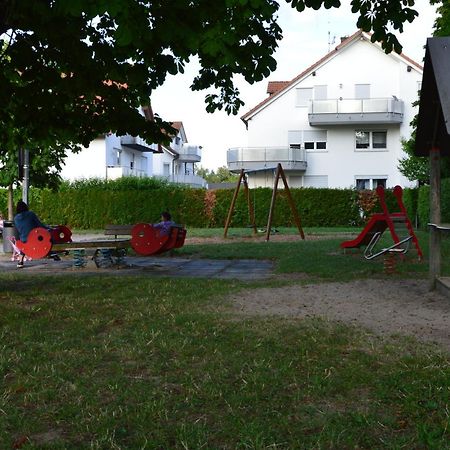 Lamiacasa Family-Business-Near Bosch-Train Station Lägenhet Renningen Exteriör bild